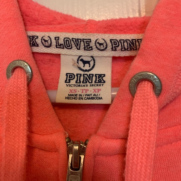 Pink Sweater - Picture 2 of 3